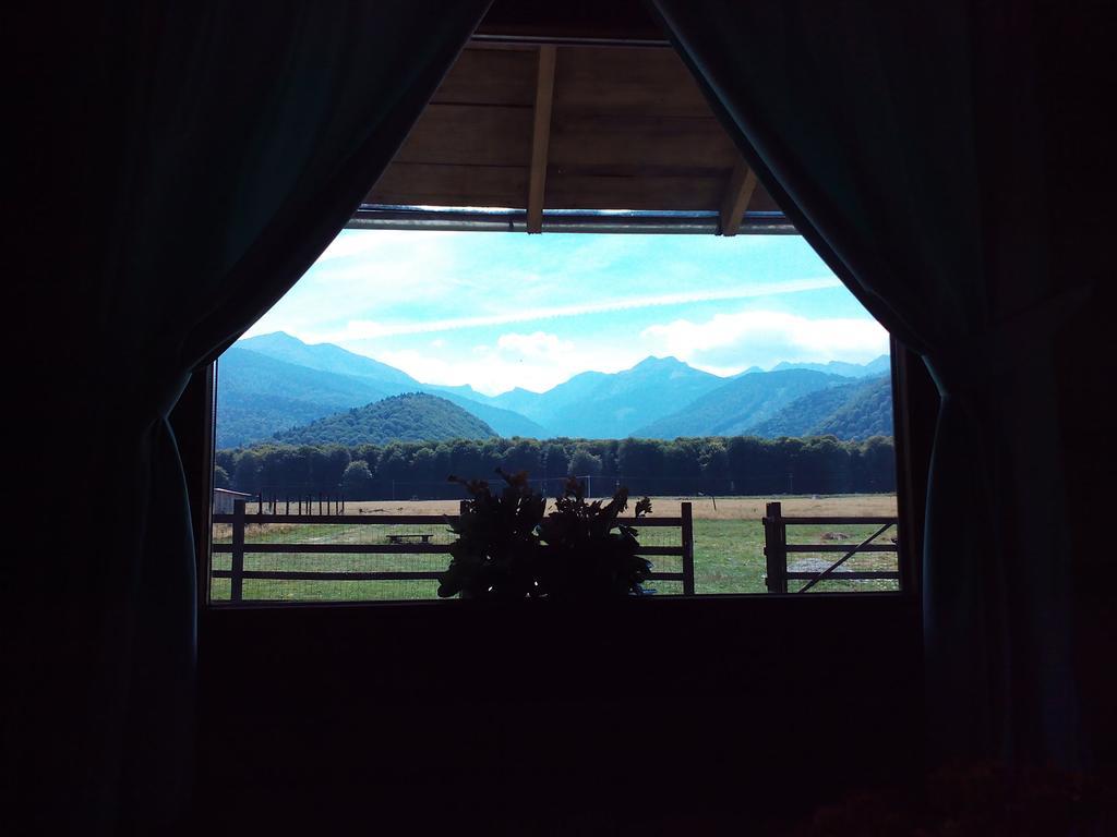 Gasthaus Casa Muntelui - Sambata Sîmbăta de Sus Exterior foto