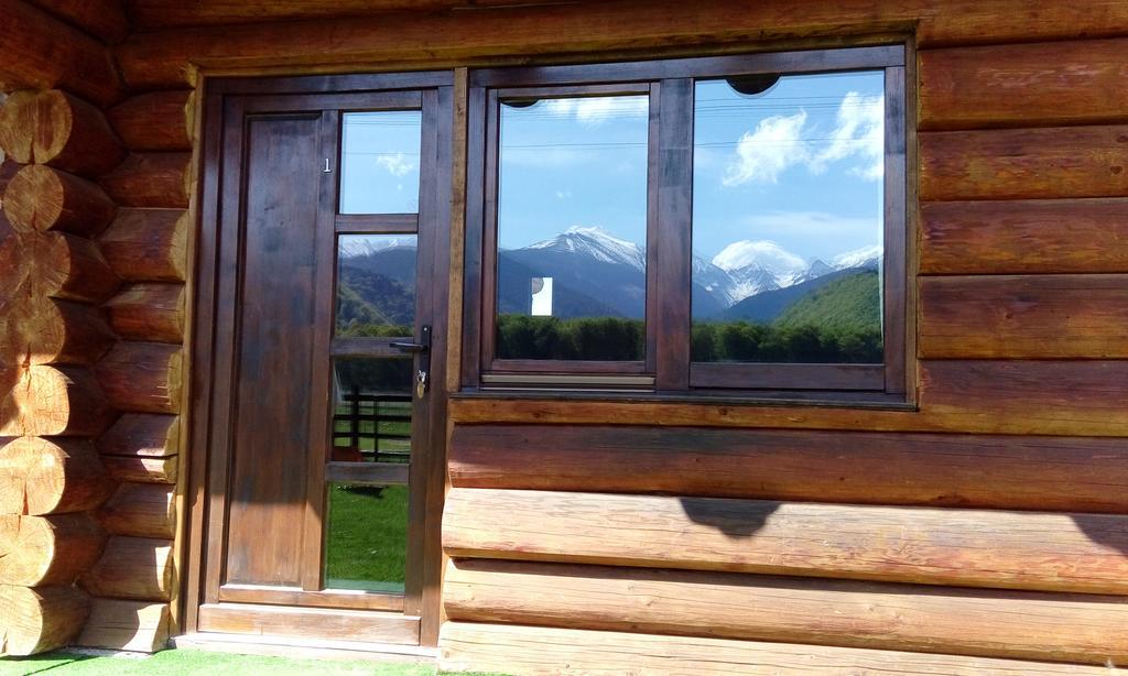 Gasthaus Casa Muntelui - Sambata Sîmbăta de Sus Exterior foto