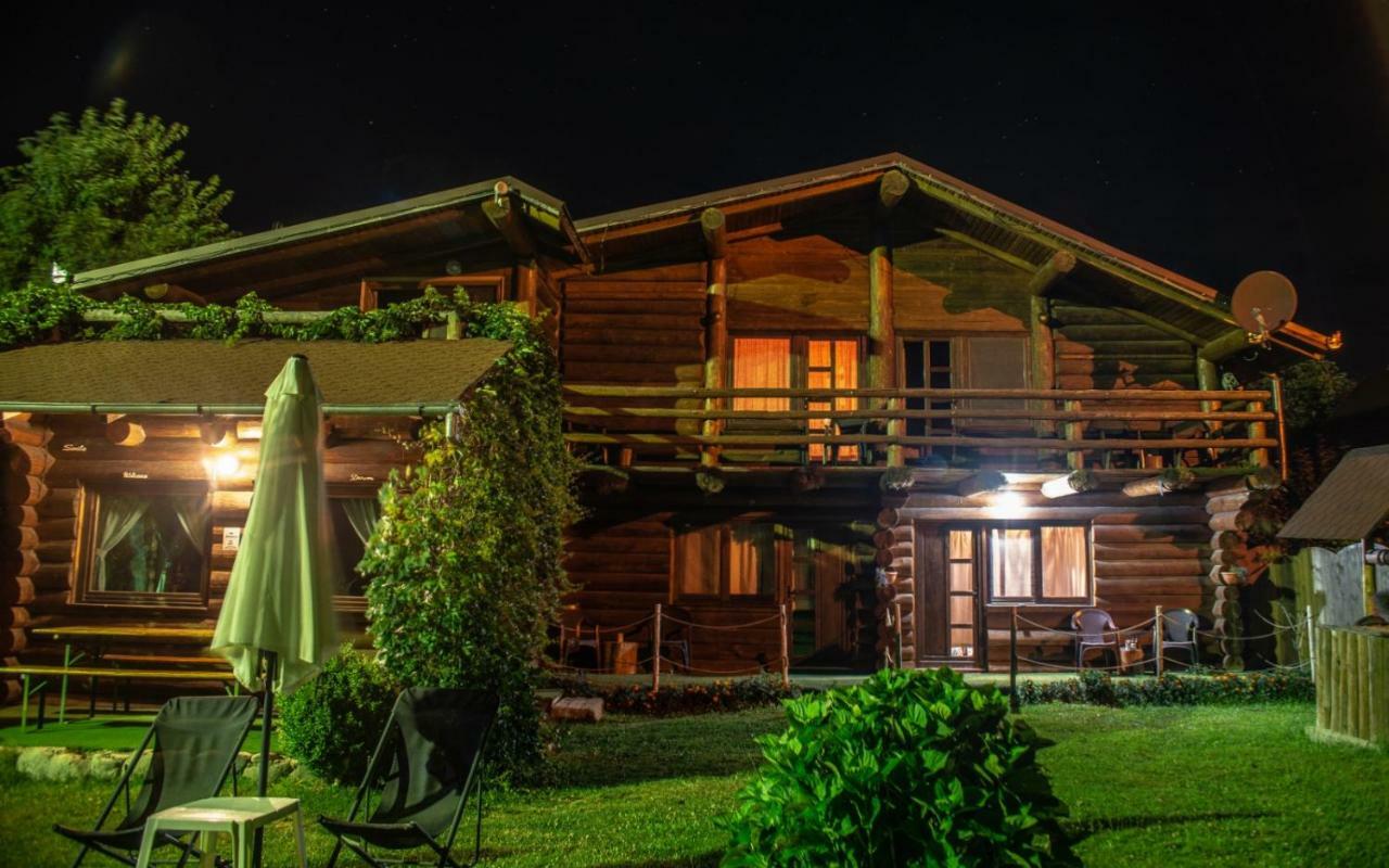 Gasthaus Casa Muntelui - Sambata Sîmbăta de Sus Exterior foto